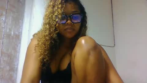 Snapshot of natachazz chatting on 03/27/26, 06:41 natachazz online show from 03/27/26, 06:41