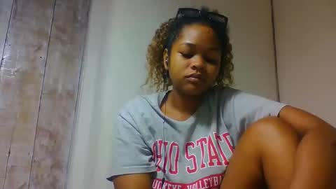 Snapshot of natachazz chatting on 03/28/26, 03:17 natachazz online show from 03/28/26, 03:17
