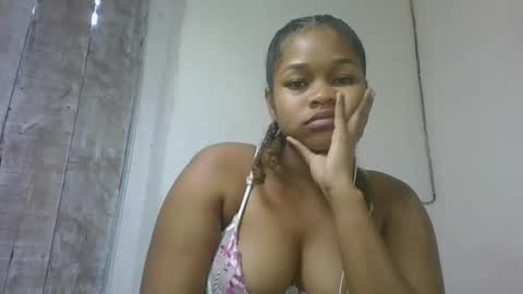 Snapshot of natachazz chatting on 04/05/26, 11:46 natachazz online show from 04/05/26, 11:46