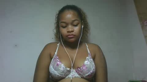Snapshot of natachazz chatting on 04/12/26, 07:02 natachazz online show from 04/12/26, 07:02