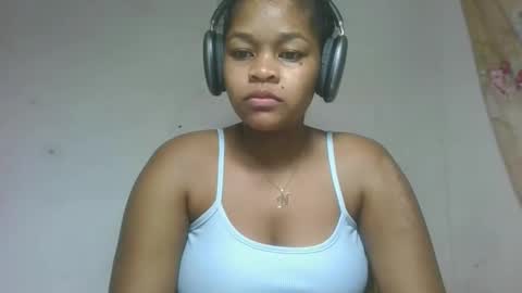 Snapshot of natachazz chatting on 04/21/26, 12:01 natachazz online show from 04/21/26, 12:01