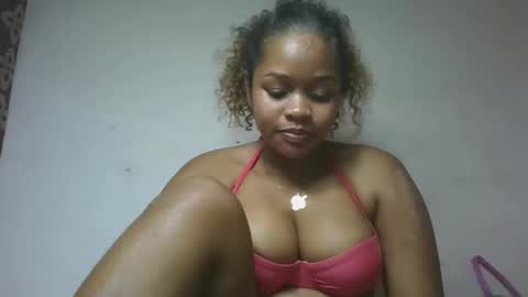 Snapshot of natachazz chatting on 04/27/26, 03:43 natachazz online show from 04/27/26, 03:43