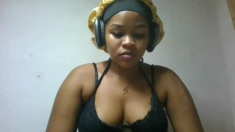 Snapshot of natachazz chatting on 04/28/26, 04:45 natachazz online show from 04/28/26, 04:45
