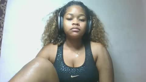 Snapshot of natachazz chatting on 04/30/26, 05:58 natachazz online show from 04/30/26, 05:58