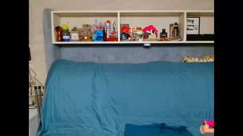 Snapshot of natali3855 chatting on 09/15/25, 03:28 Natali online show from 09/15/25, 03:28