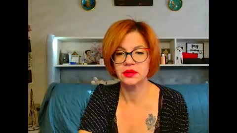 Snapshot of natali3855 chatting on 10/15/25, 05:07 Natali online show from 10/15/25, 05:07