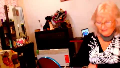 natali online show from 01/10/25, 03:16