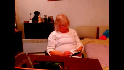 natali online show from 01/16/25, 10:34