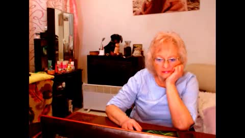 natali online show from 02/05/25, 03:45