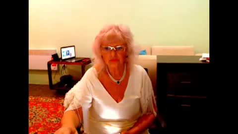 natali online show from 09/29/25, 07:24