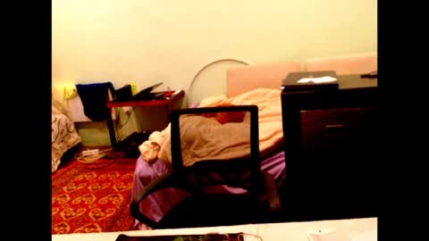 natali online show from 12/17/25, 03:12