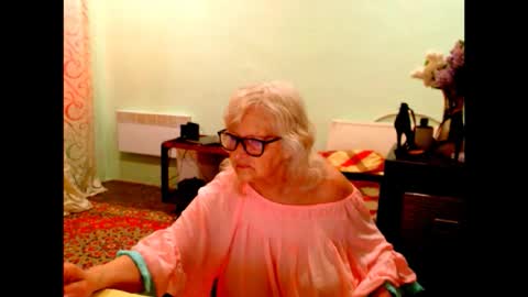 Snapshot of natali7634 chatting on 05/15/26, 07:04 natali online show from 05/15/26, 07:04