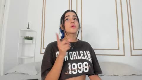 Naty  online show from 02/23/25, 03:40