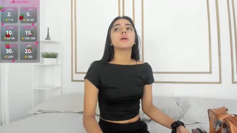 Naty  online show from 02/25/25, 12:24