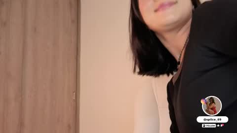 Snapshot of natalia_andrea_2804 chatting on 04/02/26, 10:51 natalia andrea online show from 04/02/26, 10:51