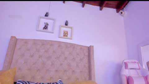 Natalia online show from 12/12/24, 06:14