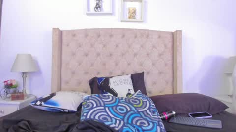 Natalia online show from 01/29/25, 06:22