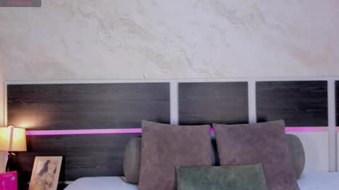 Snapshot of natalia_cruzz chatting on 05/14/26, 08:15 Nata online show from 05/14/26, 08:15