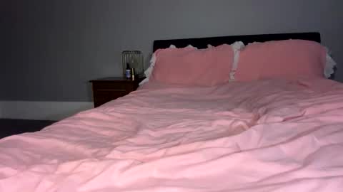 Snapshot of natalia_paris_ chatting on 04/22/26, 12:46 Natalia online show from 04/22/26, 12:46