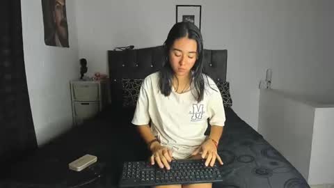 Snapshot of nataliaa05 chatting on 02/22/25, 01:55 Nati online show from 02/22/25, 01:55