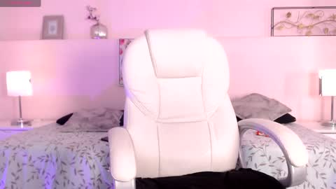 Natalia online show from 06/05/26, 03:24