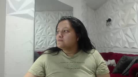 Snapshot of nataliaa_smith chatting on 06/14/26, 01:24 Natalia online show from 06/14/26, 01:24