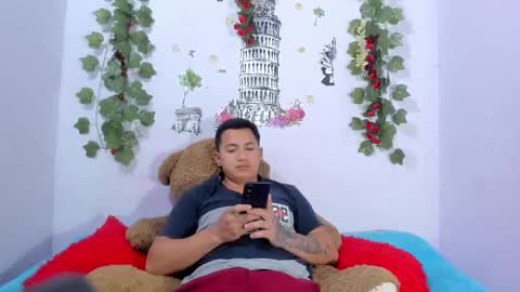 nataliaandjulliam online show from 01/13/26, 03:56