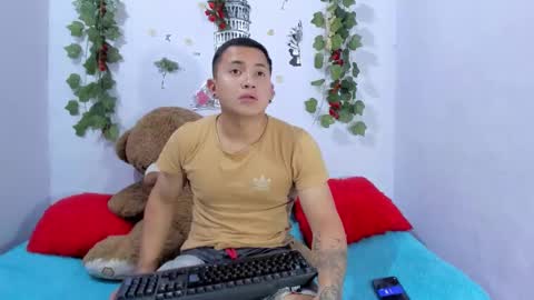 nataliaandjulliam online show from 02/17/26, 03:14