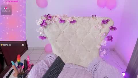 Nataliua Henao online show from 10/20/25, 01:33