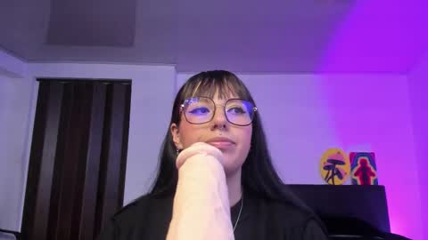 Snapshot of nataliasweet98 chatting on 03/16/26, 05:44 Natalia online show from 03/16/26, 05:44