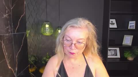 NataliCloud online show from 10/18/25, 01:12