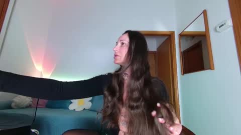 Natalie online show from 09/26/25, 01:59