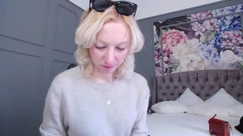 Natalie online show from 01/19/25, 09:55