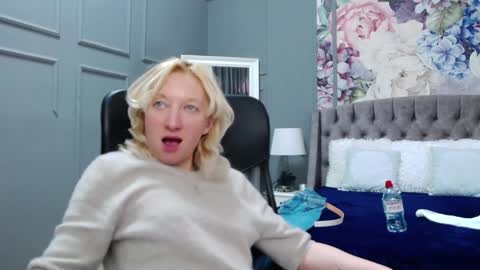 Natalie online show from 01/23/25, 11:04