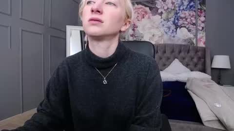 Natalie online show from 02/19/25, 08:22