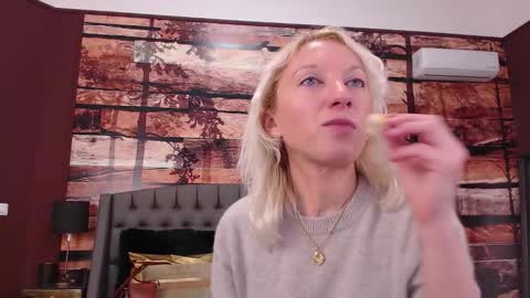 Natalie online show from 12/16/25, 08:52