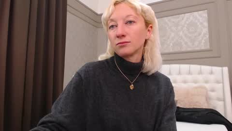 Natalie online show from 02/04/26, 08:09