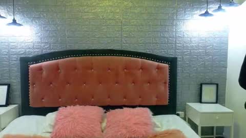 natalie  online show from 10/08/25, 02:53