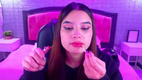 natalie  online show from 12/23/25, 03:15