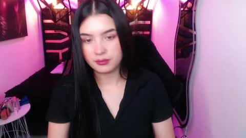 Snapshot of natalie_loffreda chatting on 04/27/26, 08:18 natalie online show from 04/27/26, 08:18