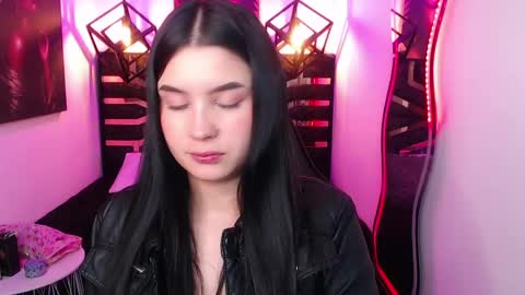 Snapshot of natalie_loffreda chatting on 04/28/26, 08:14 natalie online show from 04/28/26, 08:14