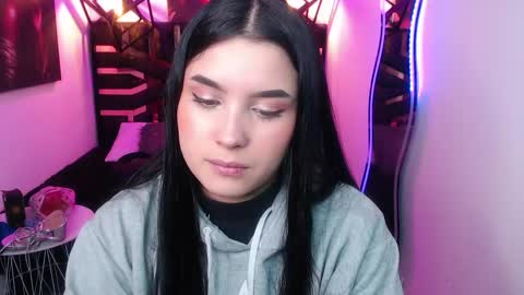 Snapshot of natalie_loffreda chatting on 04/29/26, 08:04 natalie online show from 04/29/26, 08:04