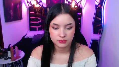 Snapshot of natalie_loffreda chatting on 05/16/26, 07:34 natalie online show from 05/16/26, 07:34