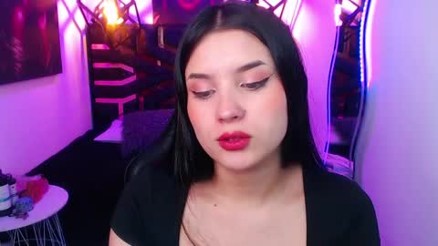 Snapshot of natalie_loffreda chatting on 05/21/26, 08:05 natalie online show from 05/21/26, 08:05