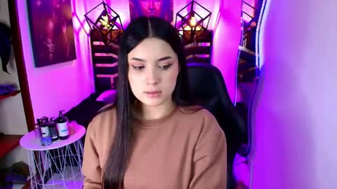 Snapshot of natalie_loffreda chatting on 06/06/26, 08:13 natalie online show from 06/06/26, 08:13