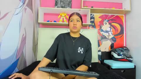 natalieevansx online show from 01/06/25, 01:30