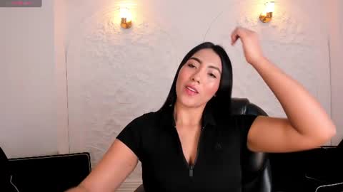 Snapshot of natalielewis_ chatting on 06/21/26, 11:46 Natalie Lewis online show from 06/21/26, 11:46
