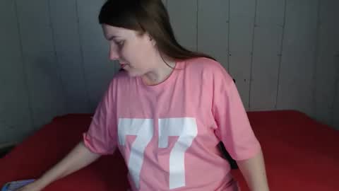 Snapshot of natalilanude chatting on 11/09/25, 06:39 Ntl Age online show from 11/09/25, 06:39