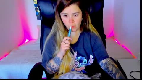Snapshot of natalisecret chatting on 05/02/26, 12:32 natalisecret online show from 05/02/26, 12:32