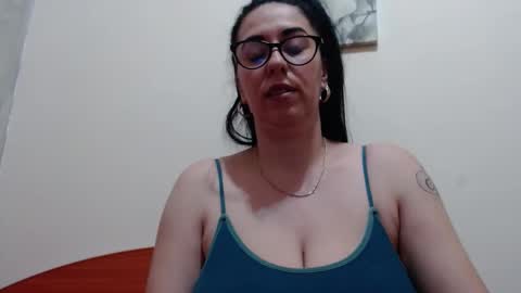 Snapshot of natally565656 chatting on 05/18/26, 12:44 natally online show from 05/18/26, 12:44